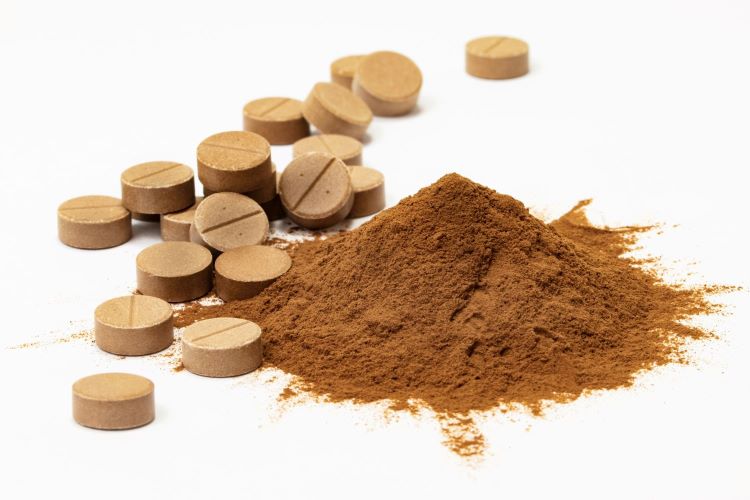 kratom extract powder and chewables