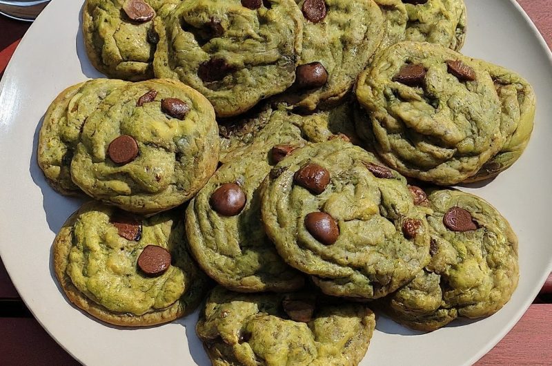 Kratom Chocolate Chip Cookies